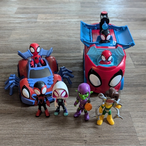 Spider-Man Action Figure Set with Vehicles Spidey and Friends Figurines - Picture 2 of 8